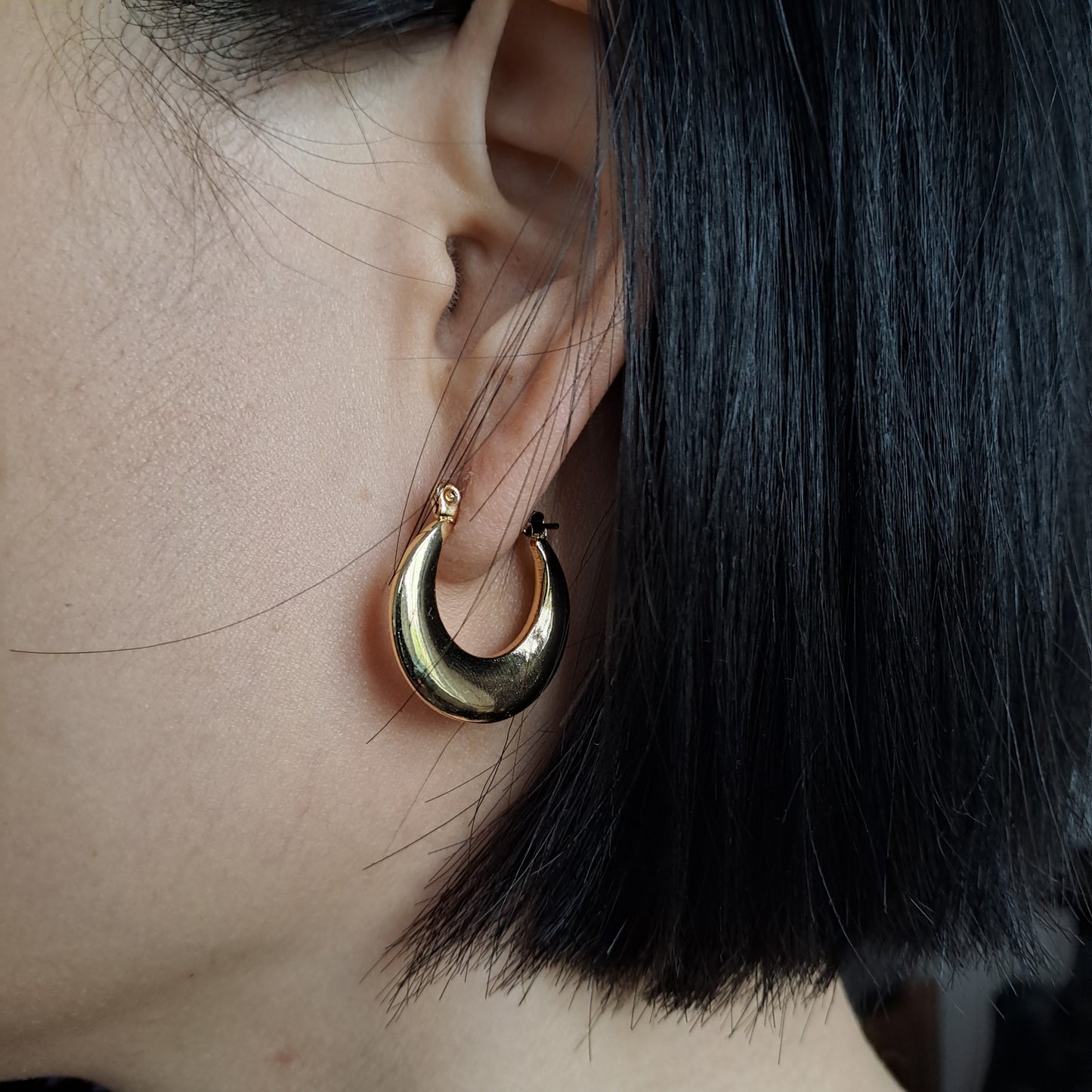 Gold plated stainless earring