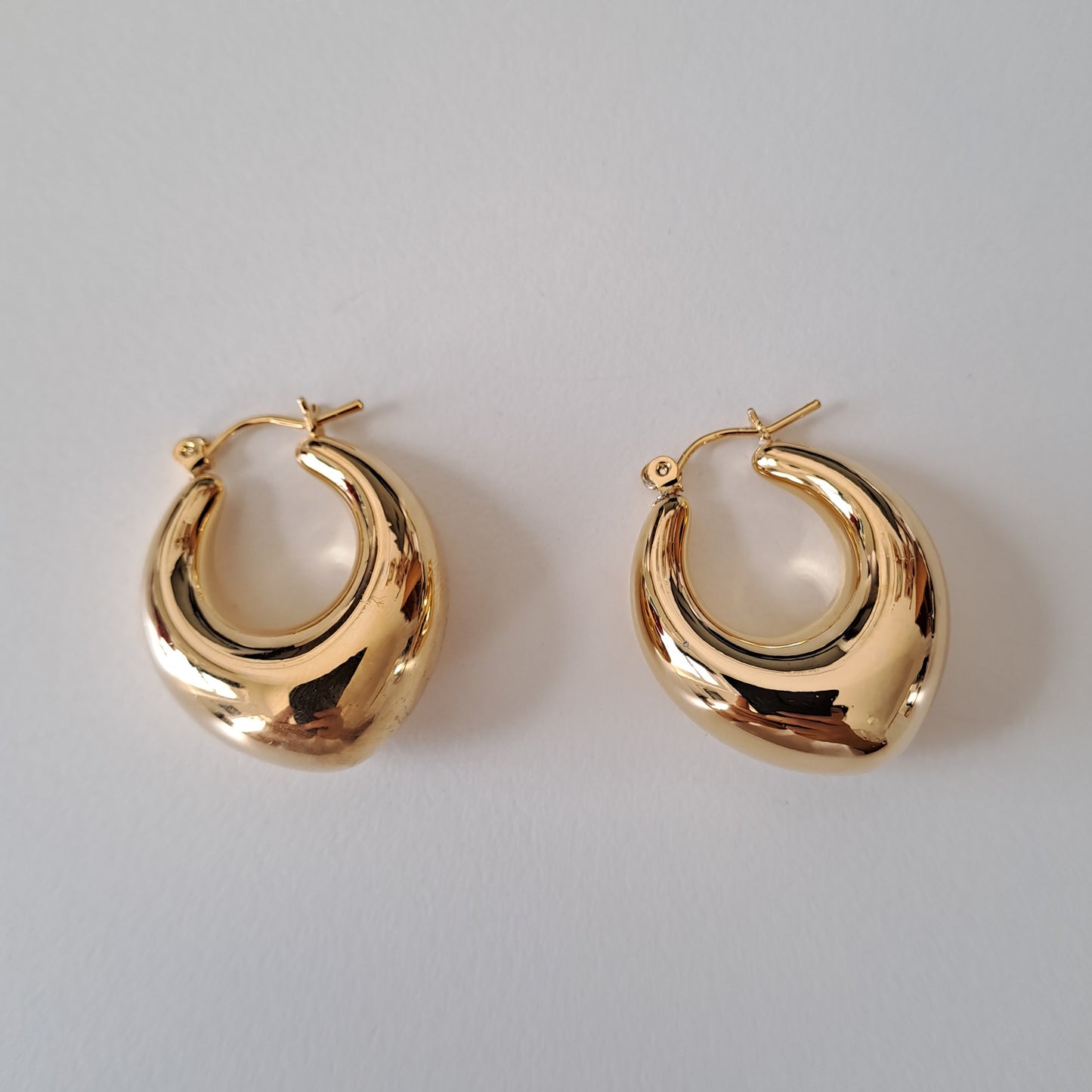 18K Gold-Plated Copper Geometric Earrings ·hollow design