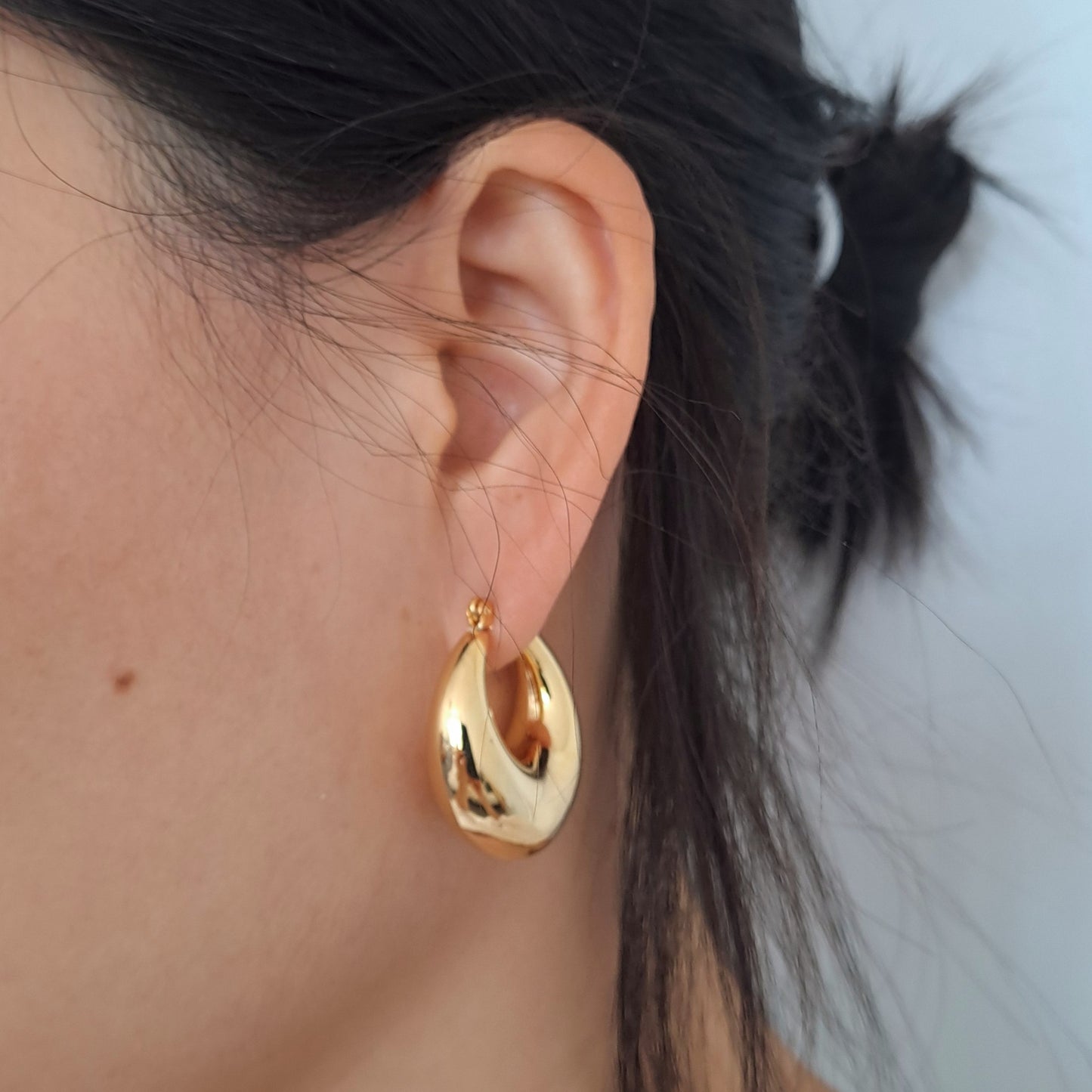 18K Gold-Plated Copper Geometric Earrings ·hollow design