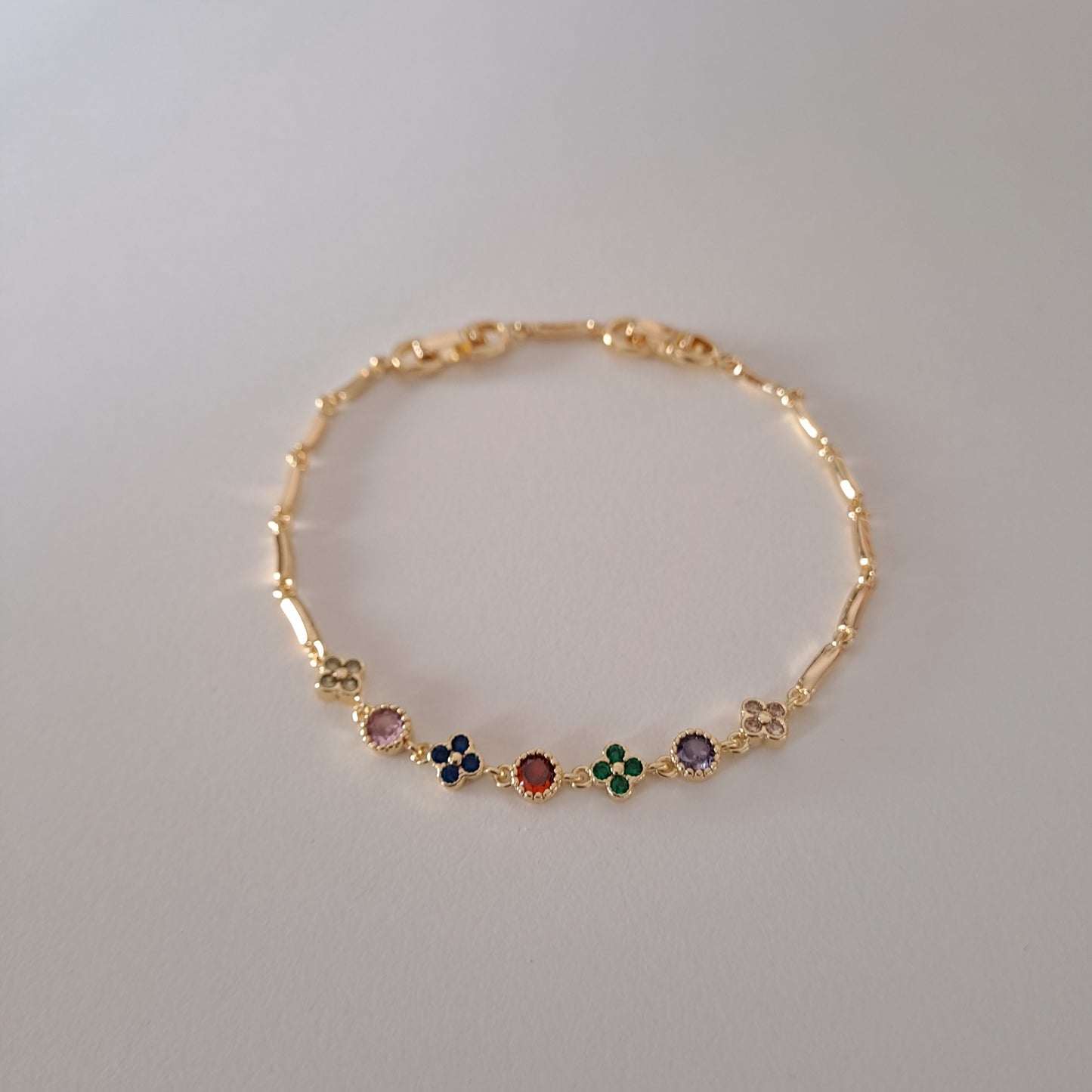 18k gold-plated brass bracelet embedded with AAA+zircons