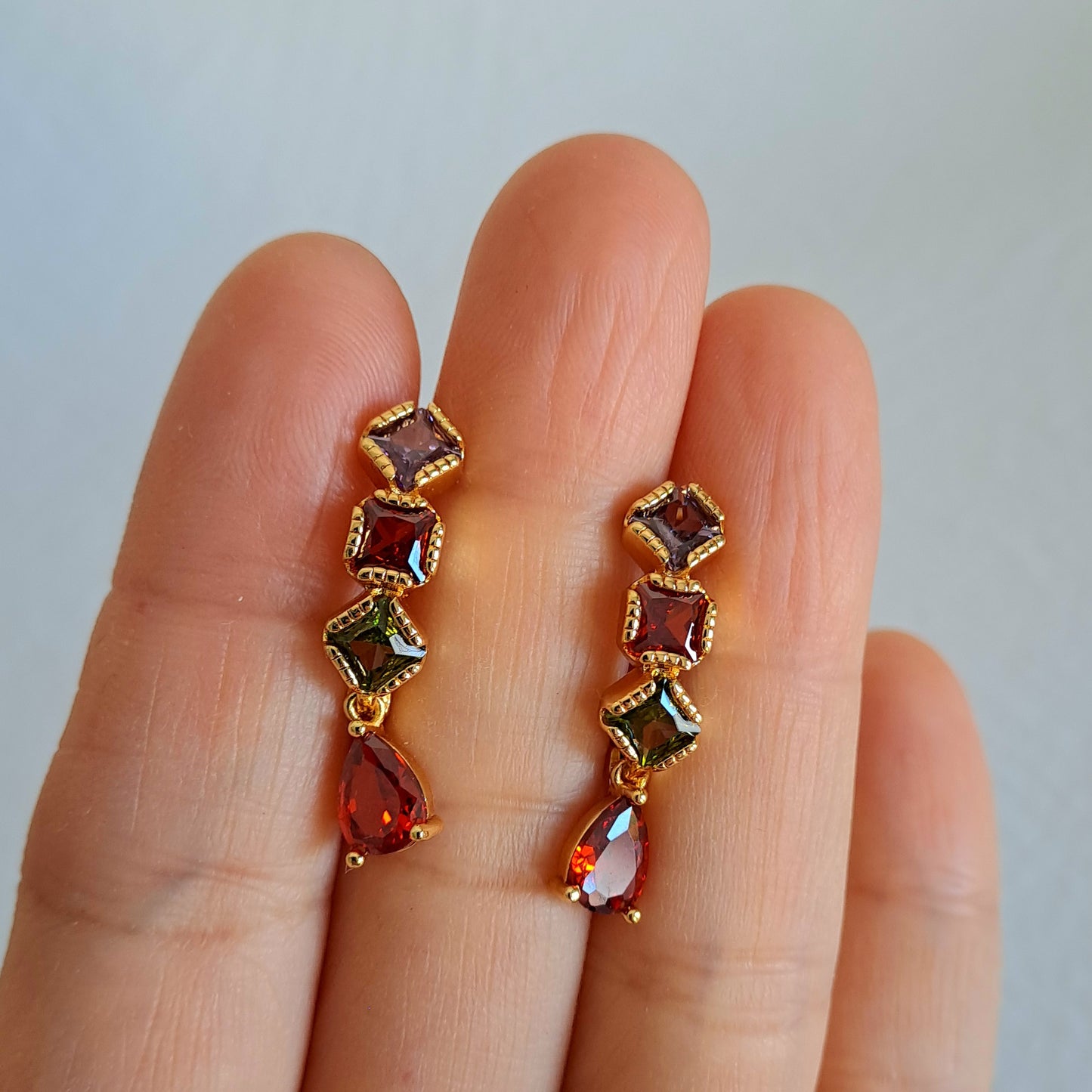 Vintage Gold-Plated Earring,embedded with colourful zircons