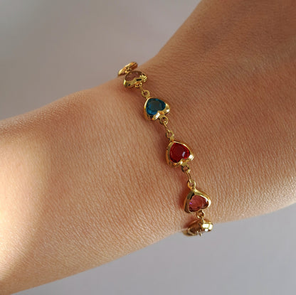 Gold plated stainless steel bracelet , heart shape design, waterproof