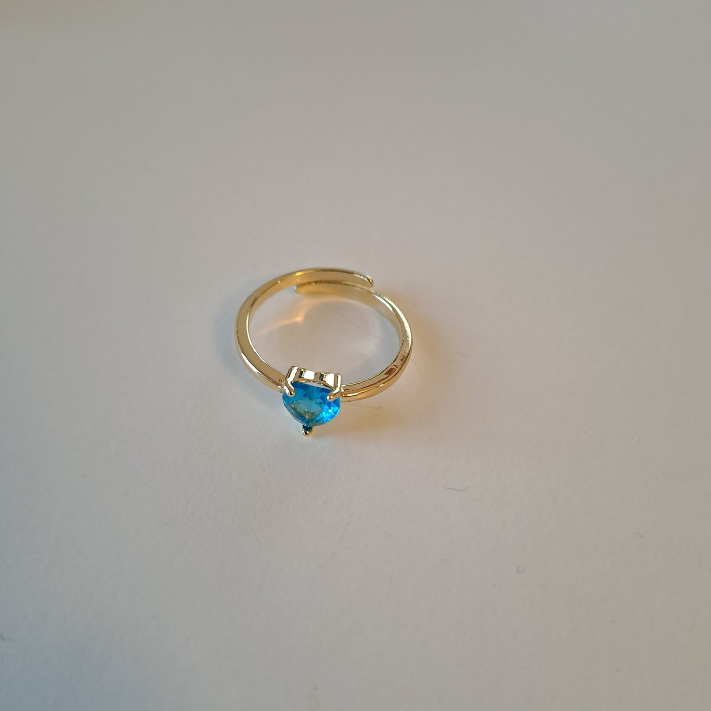 Ocean Glow Zircon Ring – Gold-Plated Minimalist Jewelry