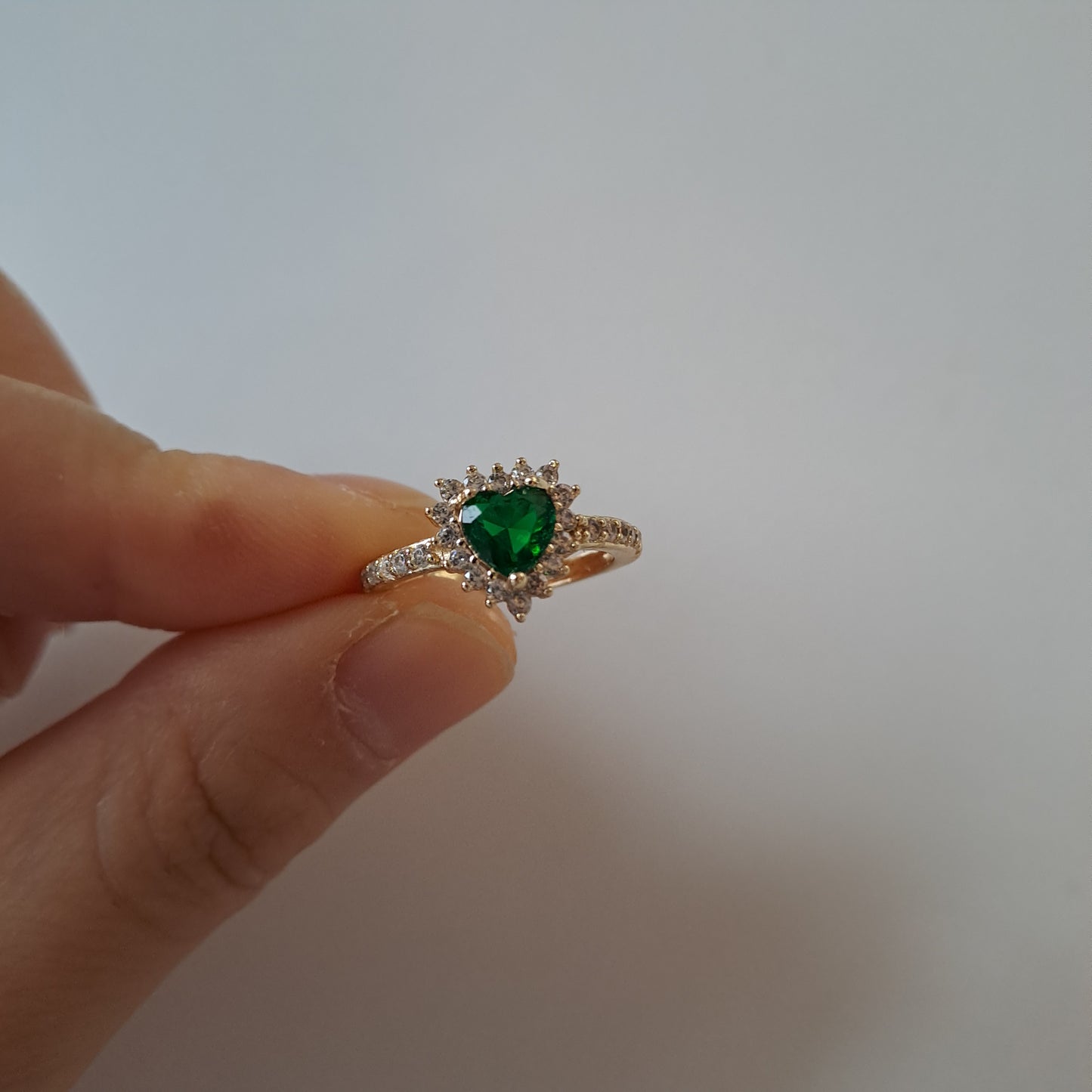 18k gold plated brass open ring, heart shape, green zircons