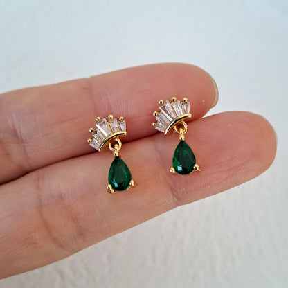 Gold-Plated Earrings with Green zircons