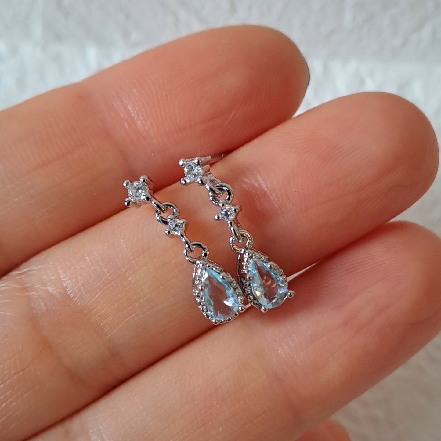 white gold plated mini stud