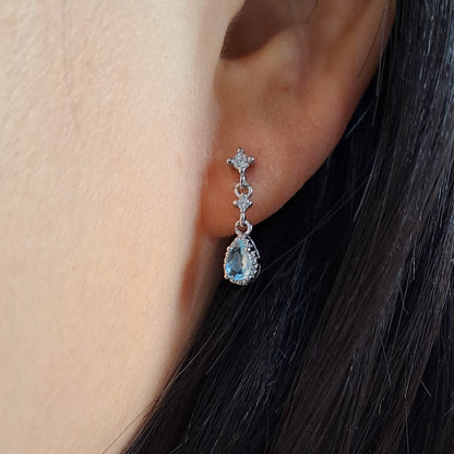 white gold plated mini stud