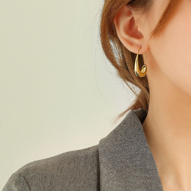 18K Gold-Plated Copper Geometric Teardrop ear hooks · Minimalist & Niche Style