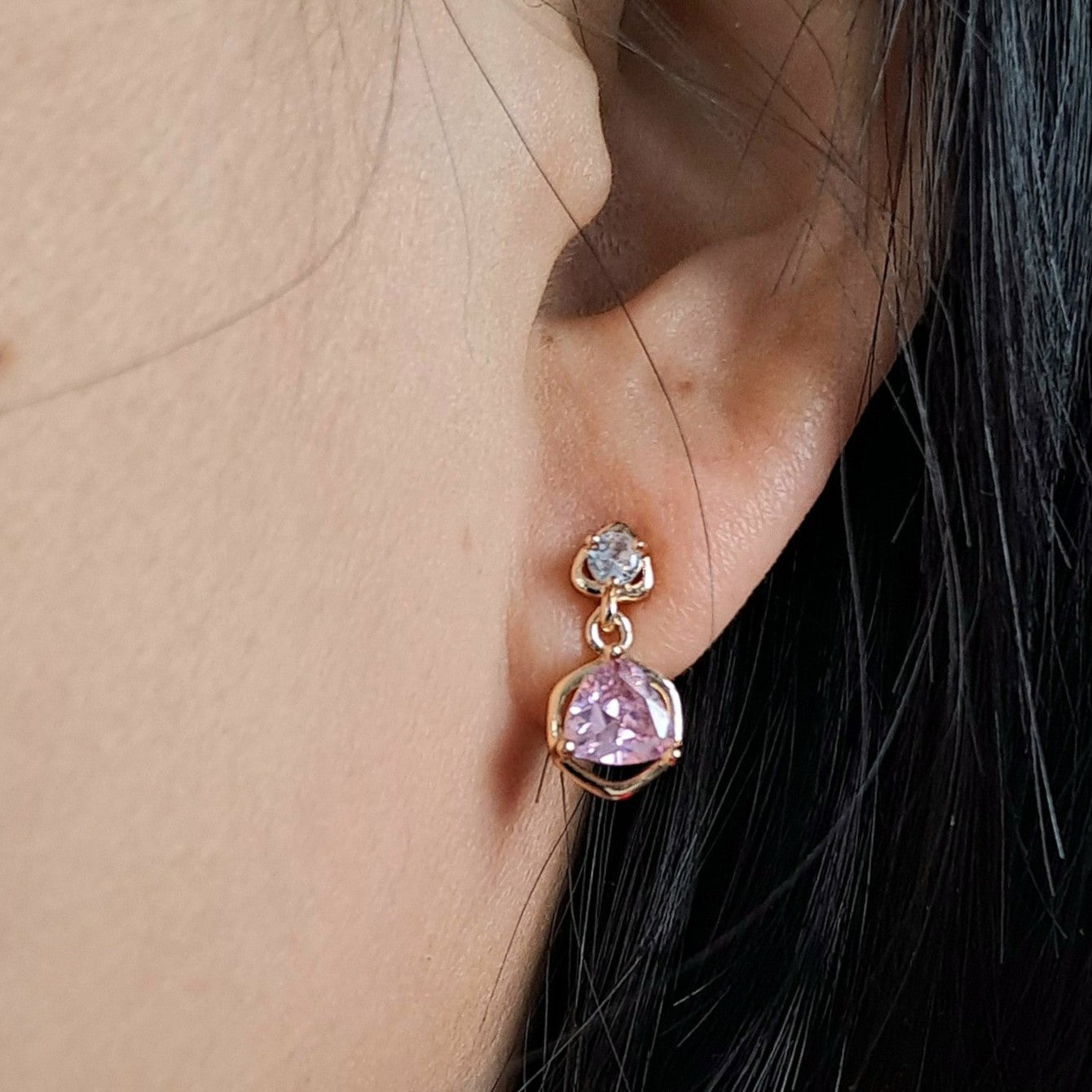 Gold-Plated drop Earring, bow design with pink zircons