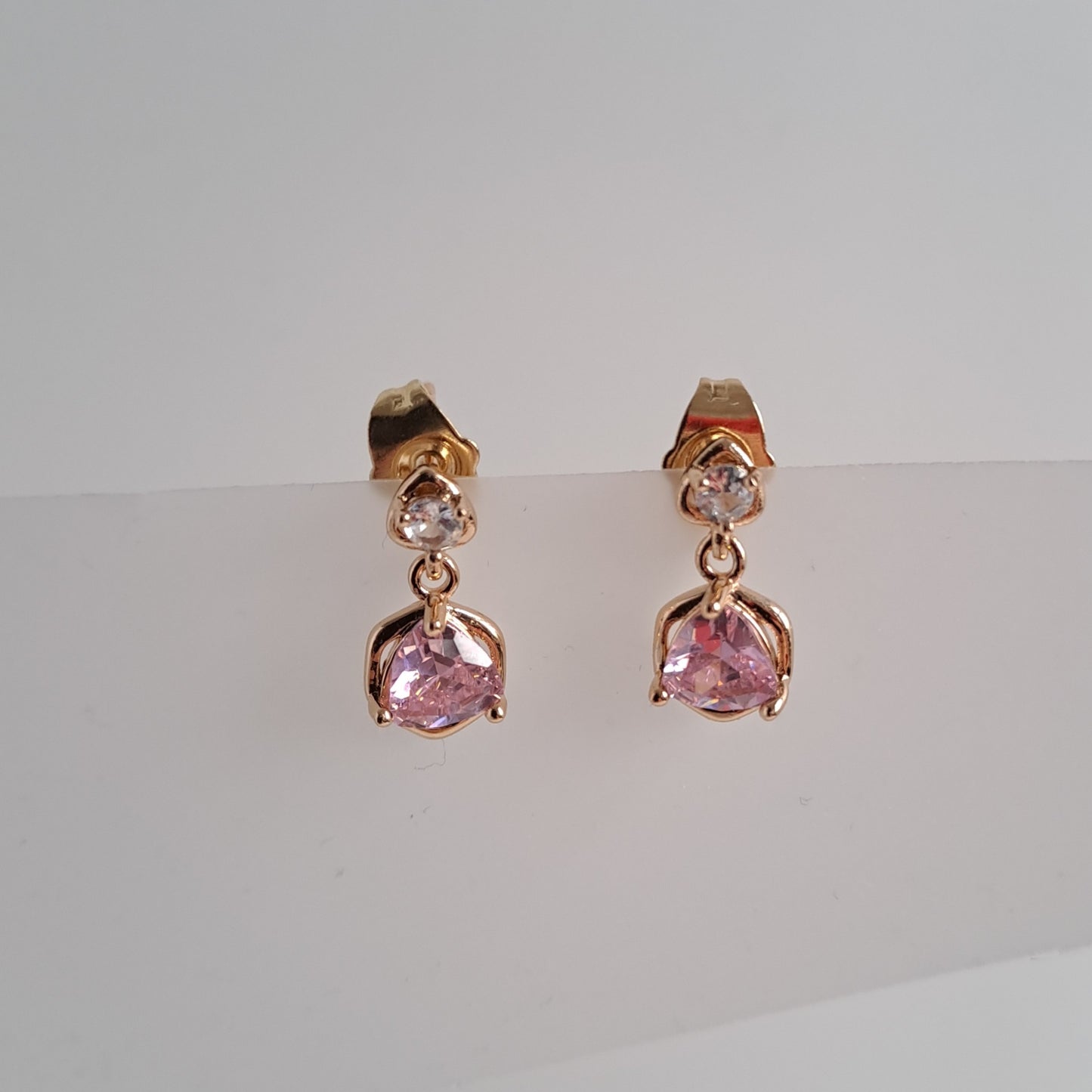 Gold-Plated drop Earring, bow design with pink zircons