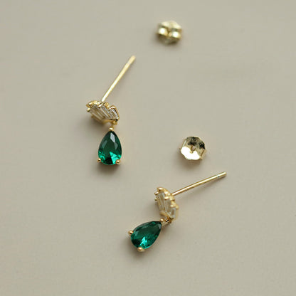 Gold-Plated Crown Stud Earrings with Emerald Green Teardrop Zircon