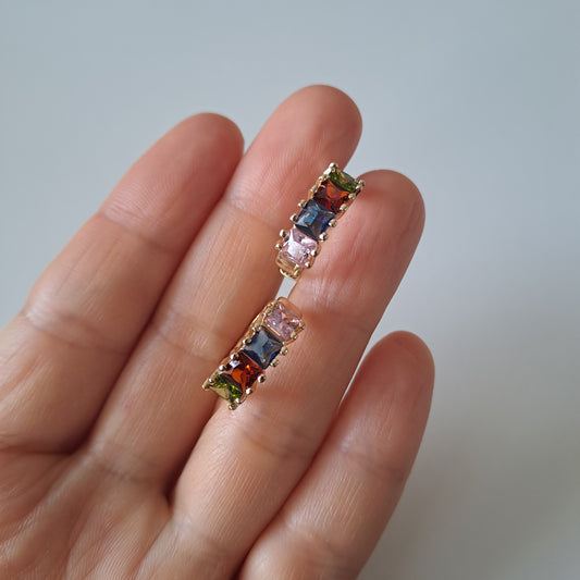 18K gold-plated copper earrings with colorful zircon stones, diameter: 16 mm