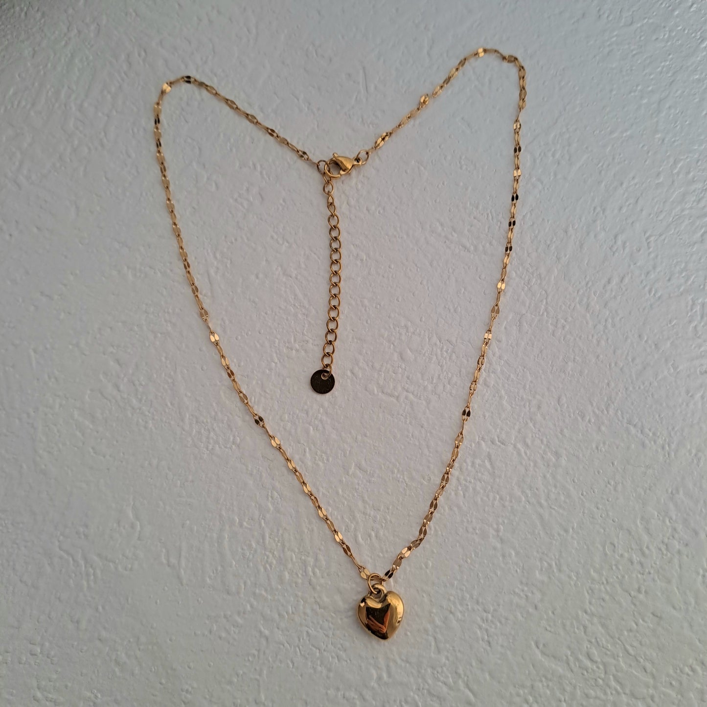 Elegant gold-plated plated stainless steel necklace , heart shape design, waterproof