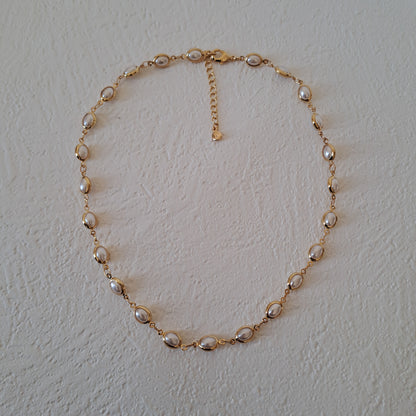 18k gold-plated necklace with pearls