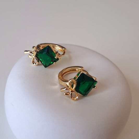 18K gold-plated copper earrings with green zircon stones