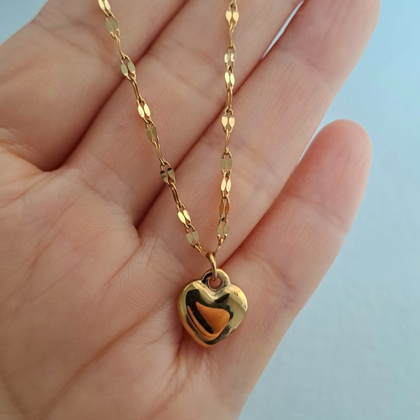 Elegant gold-plated plated stainless steel necklace , heart shape design, waterproof