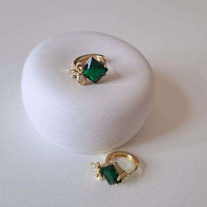 18K gold-plated copper earrings with green zircon stones