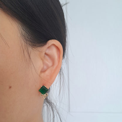 18K gold-plated copper earrings with green zircon stones