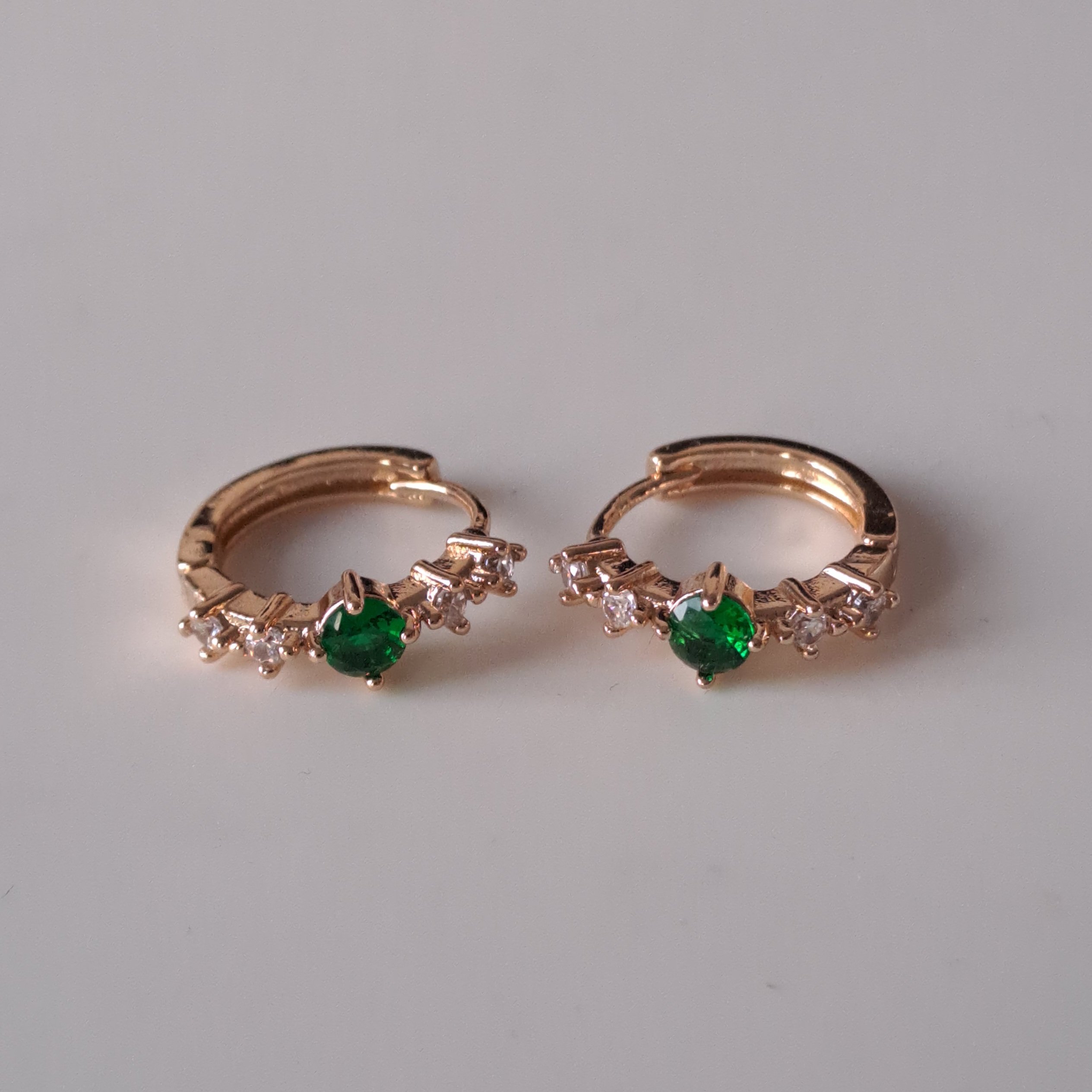 2026/01/1000043240.jpg gold plated zircon earrings copy