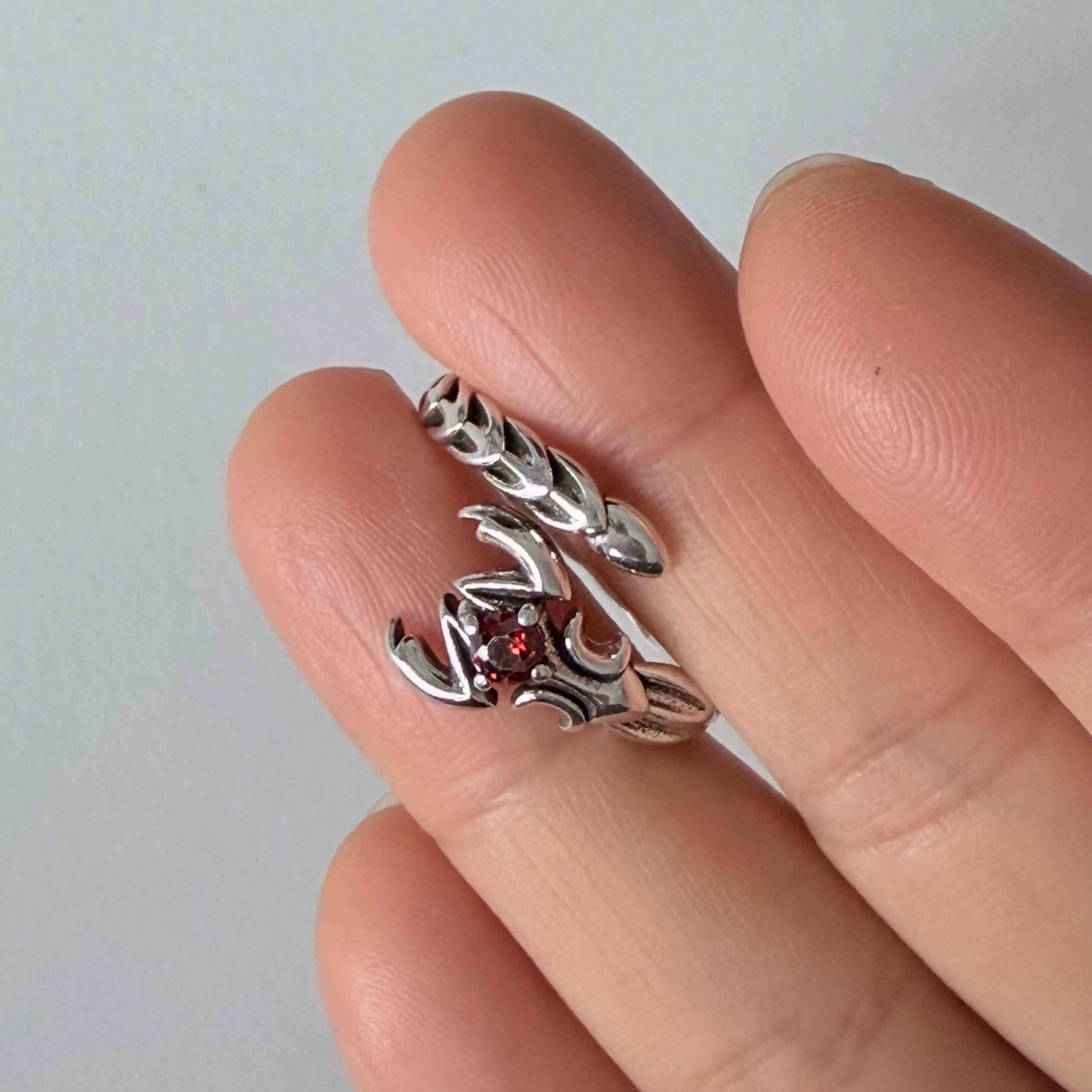 img_0678 vintage adjustable ring, unique design,silver plated white copper, waterproof & non fading female ring copy